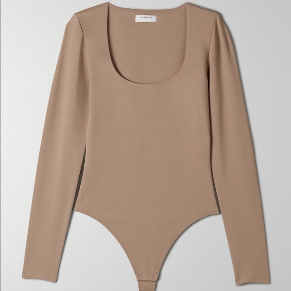 Aritzia long sleeve body suit NWT